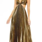 Mac Duggal Dress Photo 0