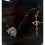 Pope St. John Paul II Commemorative Rosary Red Beads with Medallions Zipper Case Photo 2