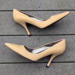 Vince Camuto Marc Fisher Light Yellow Pumps | Marc Fisher Pointed Toe Heels Photo 7