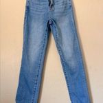 Willow + Root The Mom Jean 23x27 light wash jeans Photo 0