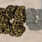Yellow cheetah oversized hair scrunchie Photo 2