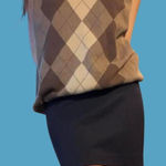 Van Heusen Vintage y2k  tan and brown argyle plaid knit vest 🔥 Photo 0