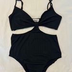 Princess Polly Bodysuit Photo 0