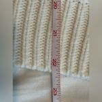 Sage The Label  Renaissance V neck long sleeve sweater size Large Photo 9