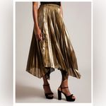 Ted Baker NWT  Nattiee Midi Skirt Size 10-12 Gold Metallic Pleated Photo 1