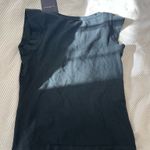 Brandy Melville T-Shirt Photo 5