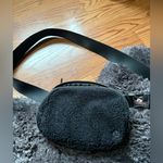 Lululemon Everywhere Black Sherpa Crossbody Belt Bag Photo 0