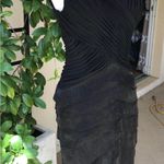 Sangria  Black Fitted Sheath Dress Sleeveless V-Neck Form Fit Tiered Cocktail 8 Photo 2