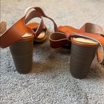 Old Navy  Heels SIZE 9 Photo 5