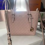 Michael Kors Purse Photo 0