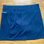 Pebble Beach golf skirt. Size Large. Pockets. Built in shorts. Blue Photo 0