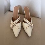 Ivory Buckle Slip On Point Toe Women’s High Heels Pumps Shoes Sz 9.5 EUC Gold Photo 1