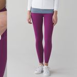 Lululemon Enlighten Tight 25”
Regal Plum Photo 1