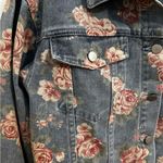 NWT Dazy floral roses crop jean jacket size Small Blue Photo 1