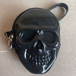 Black Glossy Molded SKULL Shaped Wristlet Coin Purse w/ Removable Strap NWOT Photo 2