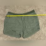 Sonoma () Green Plus Size Shorts: Size 2XL Photo 2