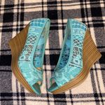 American Eagle Wedges  Photo 2