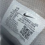 Nike White and pink Air Max 90 sneakers. Listed as 6Y, equivalent to size 8 women’s. (I wear 7 and they fit perfect) #AirMax90 #Sneakerhead Photo 4