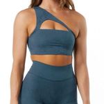 Alphalete  Asymmetrical Bra Alphalux Photo 0