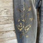 White House | Black Market Womens 6 Jeans Girlfriend Mid-Rise Floral Embroidery Photo 1