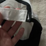 Nike  white hat Photo 4