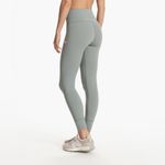 Vuori  Daily Leggings & Yosemite Bra in Fern M Photo 1