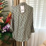 ZARA  GEOMETRIC SQUARES PRINT SHIRT in Cream/Green/Black Photo 8