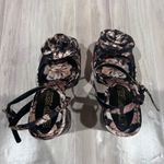 EXPRESS  Floral Rosette Platform Heels Ankle Strap Chunky High Heel Sandals Sz 7 Photo 3