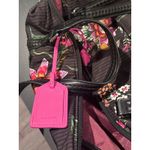 Vera Bradley ‎ large duffle bag with accessories. Excellent condition Photo 6