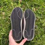 One Footwear Sari black Leather Sneakers size 7 Photo 5