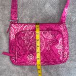 Vera Bradley NWOT  Pink Paisley Print Crossbody Purse Photo 9