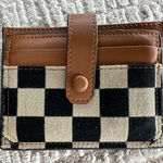Boutique Checkered Cardholder Photo 0