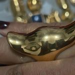 Gold chunky ring Size 8 Photo 2