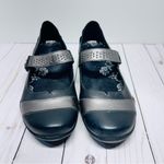 Taos Footwear Serenade Black and Silver Mary Jane Flats Size 8 US/39 EU Photo 4