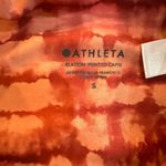Athleta Elation printed capri legging Tahiti island coral size small Photo 4
