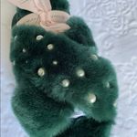 Victoria's Secret 
Short Cozy Robe & Slipper Photo 6