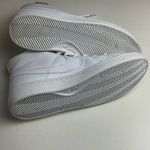 Nike  Women’s Court Royale 2 MI2 Sz 8.5 Photo 4