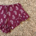 Band of Gypsies floral flutter hem flowy short shorts Photo 4