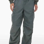 Aritzia TNA Squad Pocket Parachute Pants Echo Grey Size Small Photo 0