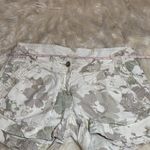 Miss Me  Vintage Floral Linen Rayon Blend Cargo Shorts Size Small Photo 4