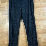 D.F.A. NEW YORK Medallion Damask Size 8 Black Pull Photo 0