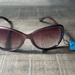 NWT Women's Trendy Sunglasses Light Wine w/‎ White Silver Design on the side Photo 0