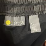 Zella 💥LAST CHANCE💥 💖 Run In Camo Shorts Photo 3