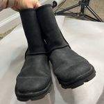 UGG  Essential Short Leather Boot Sz 10 Black Water Resistant Photo 4