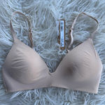 SKIMS Wireless Form T-shirt Bra Sand Size 32A Photo 0