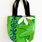 Hawaiian Print Canvas Tote Purple Plumeria‎ Purple Photo 1