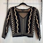 Jealous Tomato Black Cropped V-neck 3/4 Sleeve Pullover Top Size M Photo 0