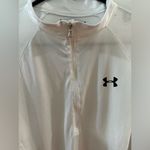 Under Armour Pre-Owned MD  White Quarter Zip Long Sleeve Athletic Shirt Photo 2