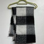 Steve Madden White Two-Tone Buffalo Check Blanket Scarf NWT Photo 7
