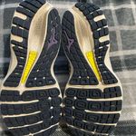 Brooks Running Shoes Photo 2